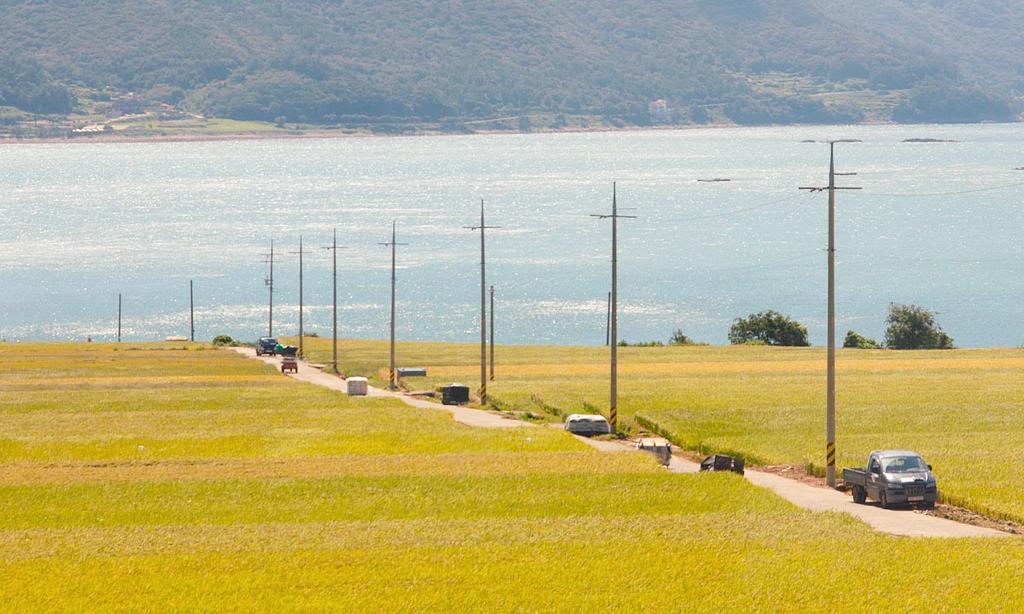 American Village Pension Manoa Namhae Ruang foto