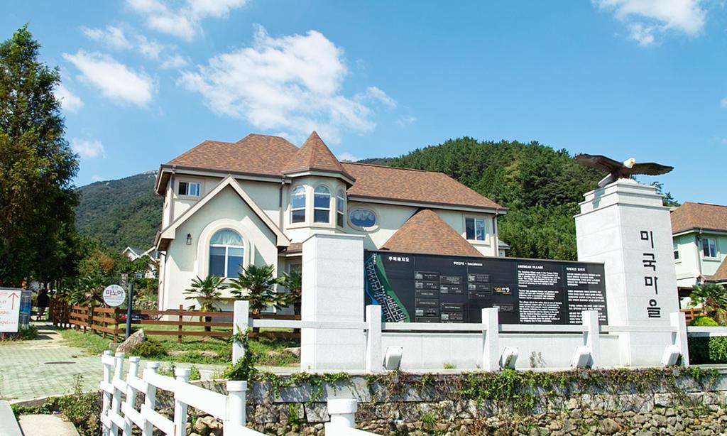 American Village Pension Manoa Namhae Ruang foto