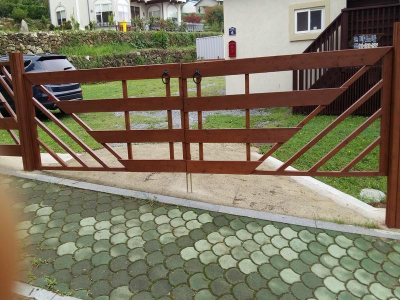 American Village Pension Manoa Namhae Bagian luar foto