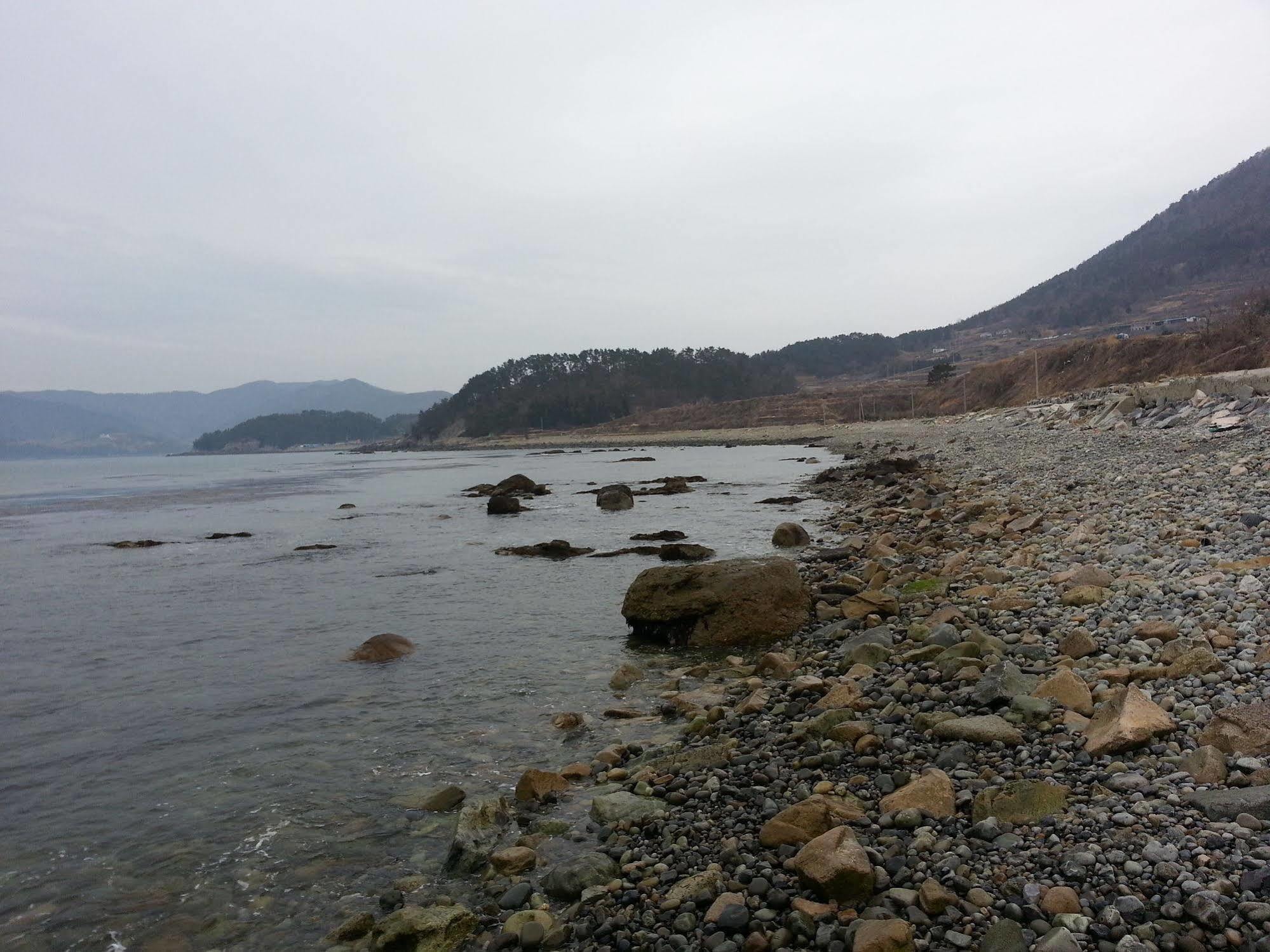 American Village Pension Manoa Namhae Bagian luar foto